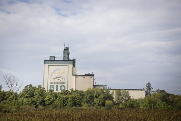 Rannersdorfer Bio-Mühle von außen