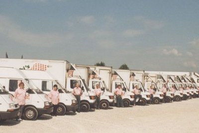 1995 wächst Haubis kontinuierlich und erweitert die hauseigene Logistik.