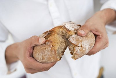 Jeder Teig bei Haubis hat Zeit zu reifen und sein geschmackliches Potenzial zu entwickeln für ein genussvolles Haubis Brot im In- und Ausland..