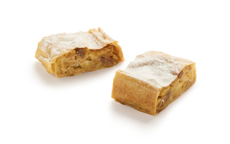 Apfelstrudel geschnitten